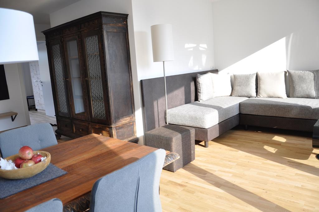 Alpenchalet Apartments ปาร์ชีเนส ภายนอก รูปภาพ