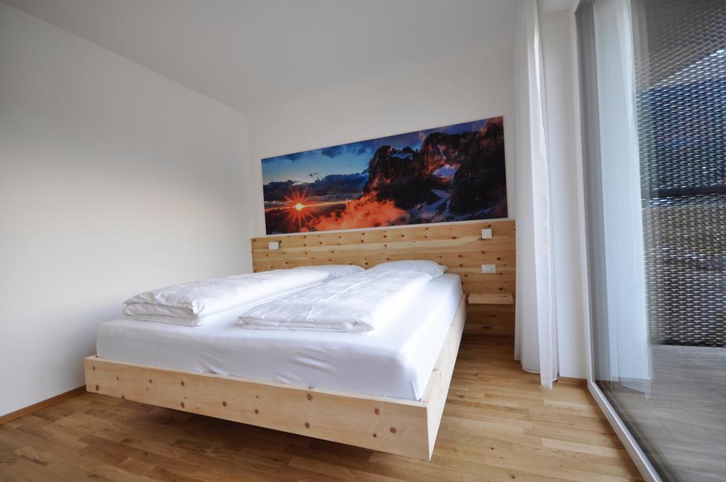 Alpenchalet Apartments ปาร์ชีเนส ภายนอก รูปภาพ