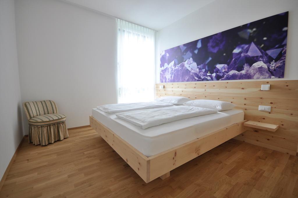 Alpenchalet Apartments ปาร์ชีเนส ภายนอก รูปภาพ